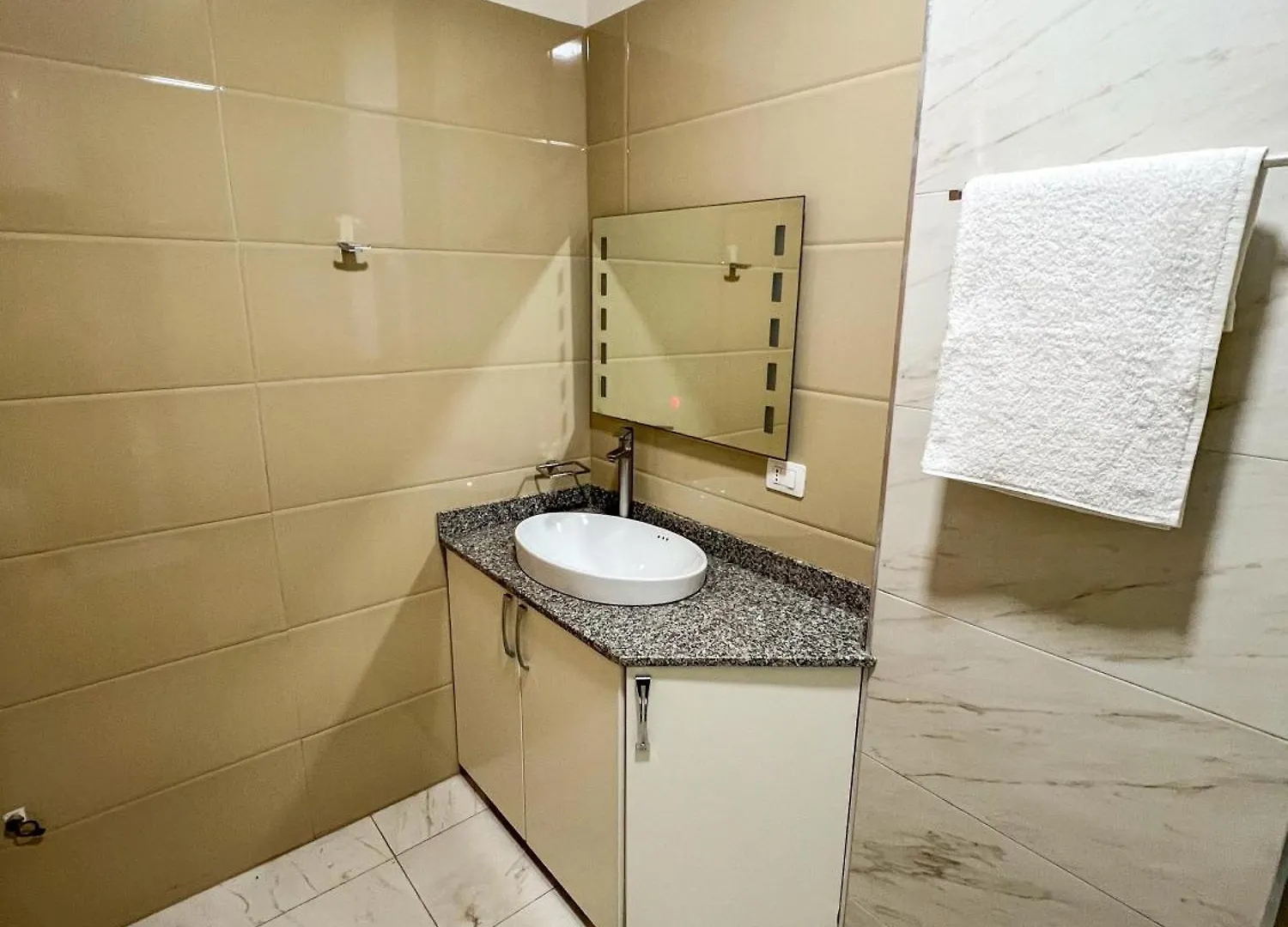 Seaview Apartments Durrës 0*,  Albânia